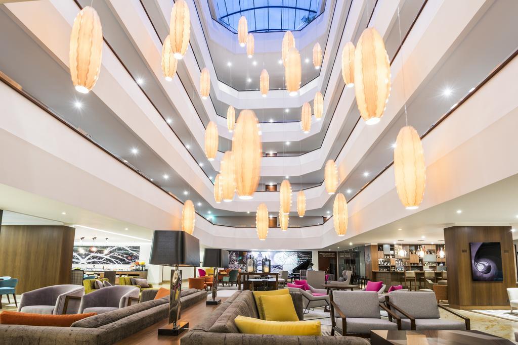 Cosmos 100 Executive, Bogota